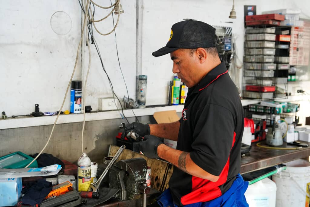 mechanic working midas manukau mechanic working midas manukau